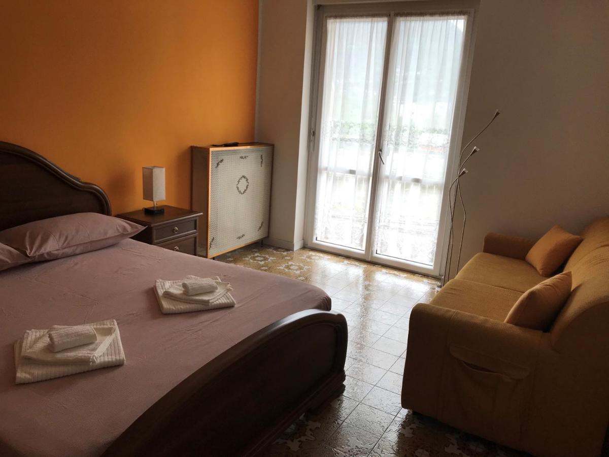 B&B La Terrazza 多莫多索拉 外观 照片